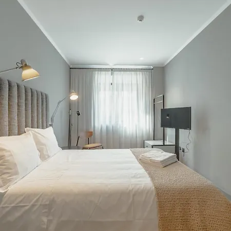 Bed and Breakfast River Eyes 3*