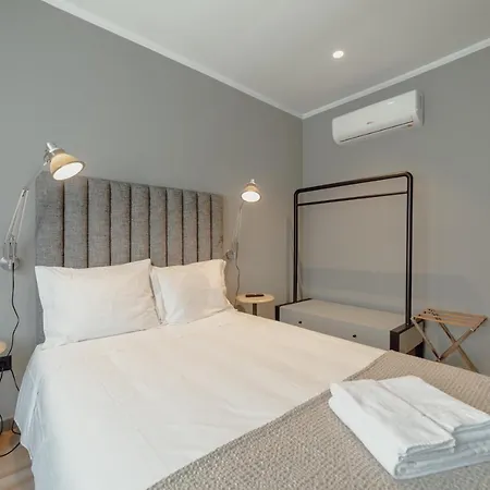 Oda ve Kahvaltı River Eyes 3*