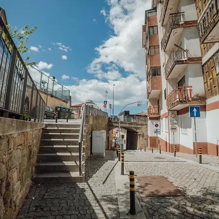 River Eyes Vila Nova de Gaia