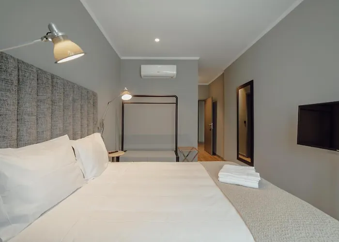 River Eyes Bed & Breakfast 3*